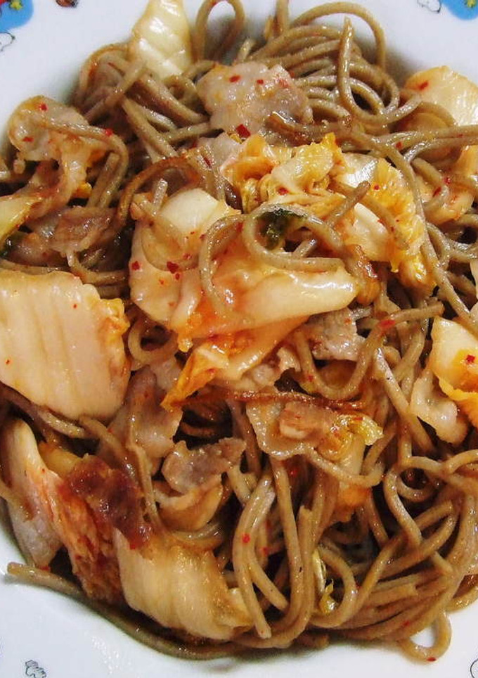 余ったお蕎麦でピリうま簡単焼きそば-レシピのメイン写真