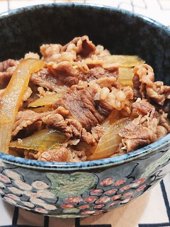 我が家の男子飯☆簡単つゆだく牛丼-レシピのメイン写真