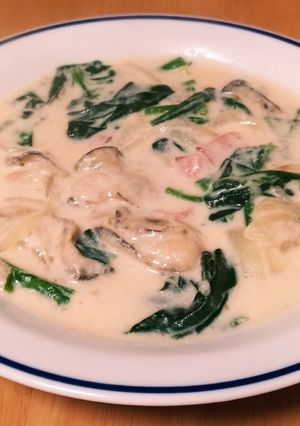 牡蠣とほうれん草のクリーム煮♪-レシピのメイン写真