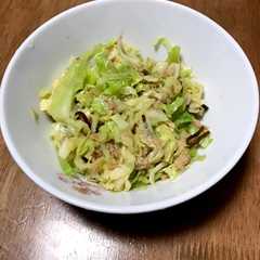 รูปของ レンチン塩昆布入りキャベツとツナ和え