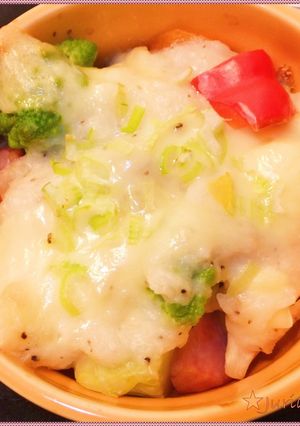 レンジ簡単★とろ～り山芋豆腐お餅グラタン-レシピのメイン写真