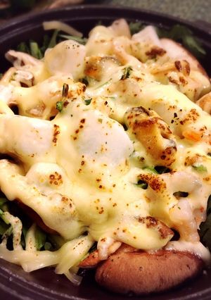 シーフードミックスと春菊のチーズ焼き-レシピのメイン写真