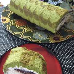 รูปของ 抹茶・黒蜜がけ☆ロールケーキ