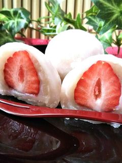 苺の日にちなんで【苺大福】出来ました-レシピのメイン写真