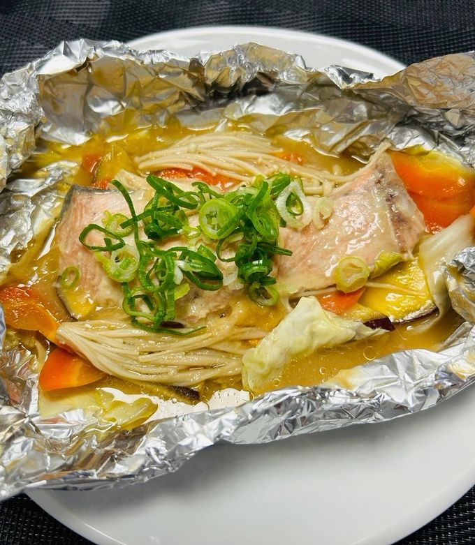 焼き鮭ページ 冷凍】北海道 知床羅臼 鮭のちゃんちゃん焼き B(切身80g×8枚)セット