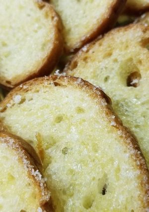 塗って押し付けるだけ！バケット大量消費-レシピのメイン写真
