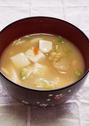 お味噌汁に♪オイスターソースちょい足し-レシピのメイン写真