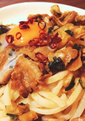 韓国風の肉玉うどん-レシピのメイン写真