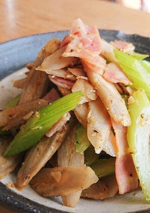 セロリと牛蒡のペペロンチーノ炒め-レシピのメイン写真