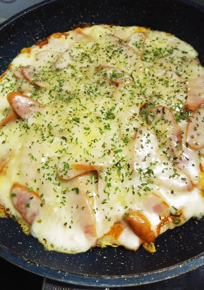 お正月の残りのお餅でピザ-レシピのメイン写真