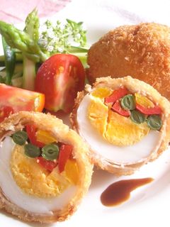 ゆで卵とカラフル 野菜の肉巻き揚げ-レシピのメイン写真