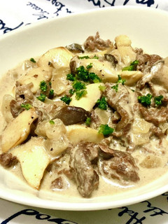 牛肉とエリンギのクリーム煮♡牛乳で-レシピのメイン写真
