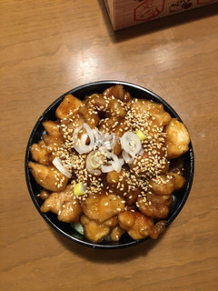 ガッツリ丼物!鶏もも肉の甘酢ねぎシャキ丼-レシピのメイン写真