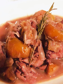 かんたん鶏ももとりんごの赤ワイン煮-レシピのメイン写真
