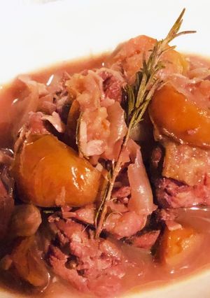 かんたん鶏ももとりんごの赤ワイン煮-レシピのメイン写真