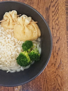 キツネとタヌキの力比べうどん-レシピのメイン写真