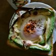 アボカド土手の目玉焼きトースト