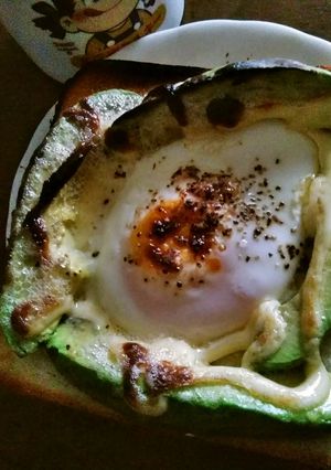 アボカド土手の目玉焼きトースト-レシピのメイン写真