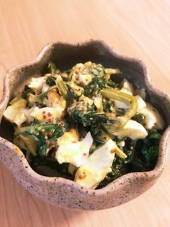 セロリの葉マヨタマゴ粒マスタード炒め-レシピのメイン写真