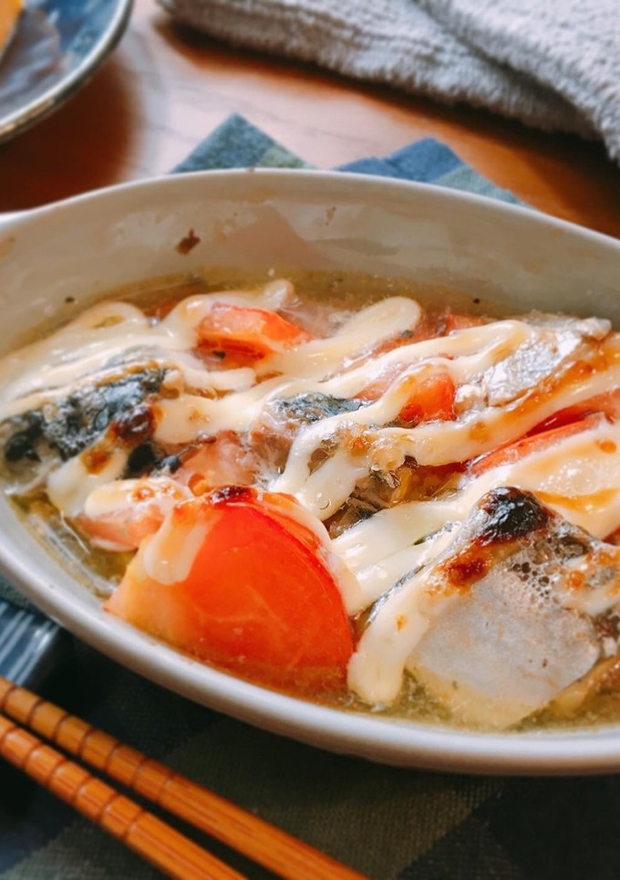 焼くだけ！サバ缶トマトマヨネーズ焼き-レシピのメイン写真