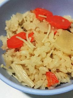 【永谷園】えのきの炊き込み御飯【松茸味】-レシピのメイン写真