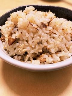 簡単過ぎる鯖のおこわ風炊き込みご飯-レシピのメイン写真