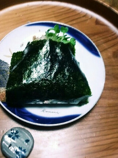 かいわれ大根on海苔巻き✨おむすび✨☺⛄-レシピのメイン写真