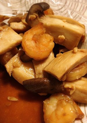 エビときのこのニンニク醤油炒め♡-レシピのメイン写真