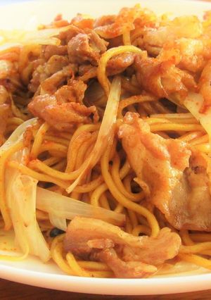 豚バラ肉と白ねぎのピリ辛ソース焼きそば-レシピのメイン写真