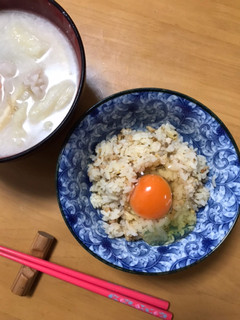 残り物炊き込みご飯で卵かけご飯!!-レシピのメイン写真