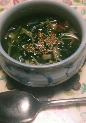 小松菜と人参とエノキのコンソメスープ☺⛄-レシピのメイン写真