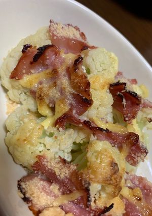 カリフラワー生ハムマヨチーズ焼き-レシピのメイン写真