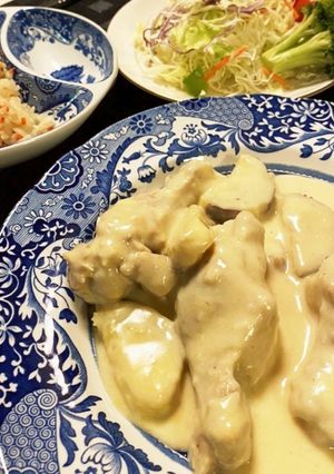 鶏胸肉と手羽元でシュクメルリ♫-レシピのメイン写真