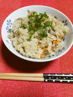 もっちり麦を使った炊き込みご飯-レシピのメイン写真