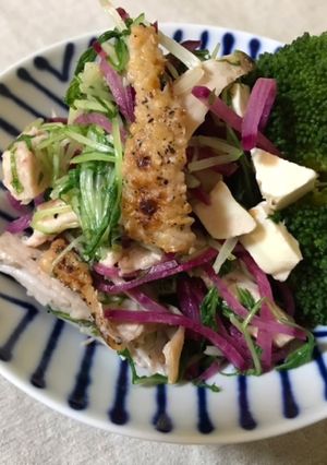 6Ｐチーズを入れた鶏むね肉の簡単サラダ-レシピのメイン写真