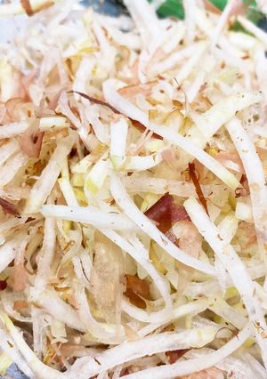 超簡単で時短！材料2つの簡単大根サラダ-レシピのメイン写真
