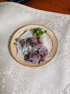 新鮮な鯵が手に入ったので昆布〆にしました-レシピのメイン写真