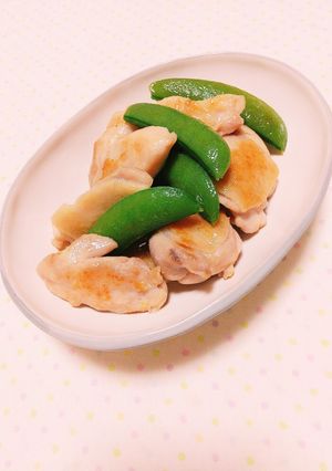 簡単ヘルシー♡鶏肉とスナップえんどう炒め-レシピのメイン写真