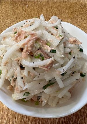 美味しい！大根と小ねぎ、ツナの塩麹マヨサラダ-レシピのメイン写真