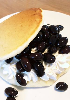 黒豆もちもちサンド(お正月の黒豆消費)-レシピのメイン写真