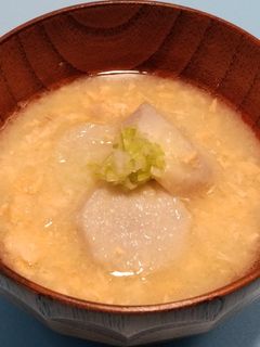サーモンと玉ねぎの味噌汁 離乳食にも-レシピのメイン写真