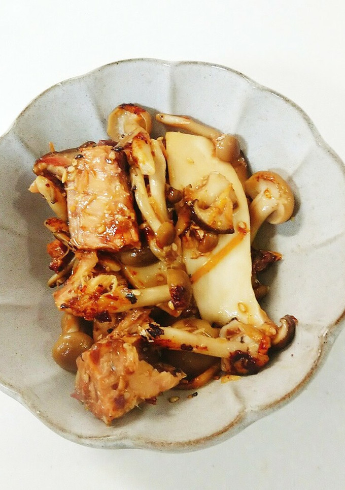 簡単サバ缶とキノコの大人のおかず♪̊̈♪-レシピのメイン写真
