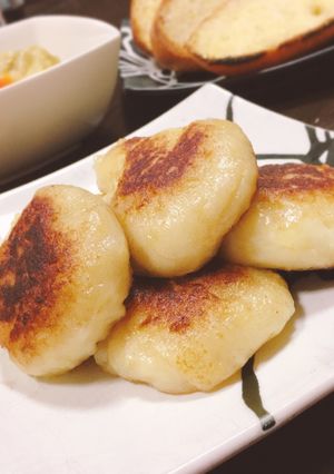 チーズがトロ〜リ　モチモチいももち-レシピのメイン写真