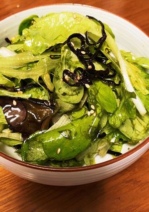三種のレタス［サラトリオ］の焼肉サラダ-レシピのメイン写真