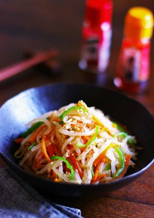 もやしと彩り野菜のピリ辛さっぱりナムル-レシピのメイン写真