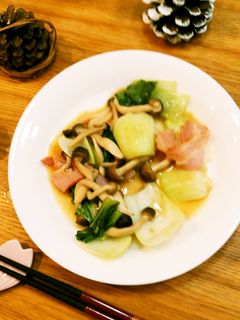 栄養満点!青梗菜とベーコンの中華炒め-レシピのメイン写真
