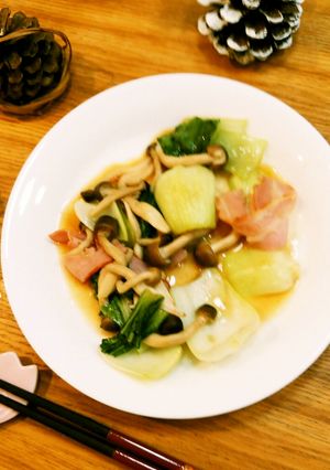 栄養満点!青梗菜とベーコンの中華炒め-レシピのメイン写真