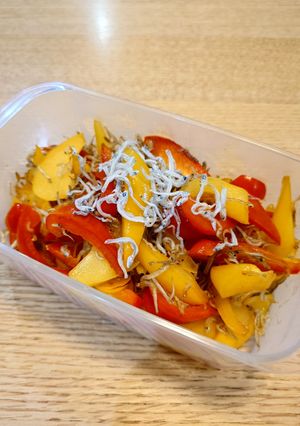 簡単☆パプリカのじゃこ炒め☆お弁当☆副菜-レシピのメイン写真