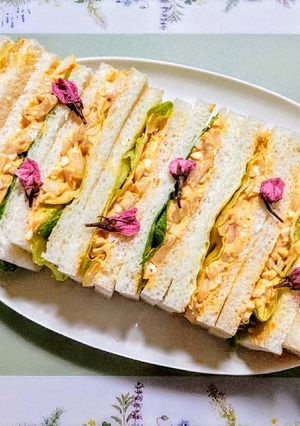 ランチ弁当！新玉ねぎとレタスの玉子サンド-レシピのメイン写真
