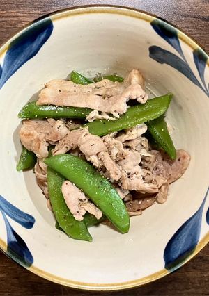 豚こま肉とスナップエンドウの塩炒め-レシピのメイン写真